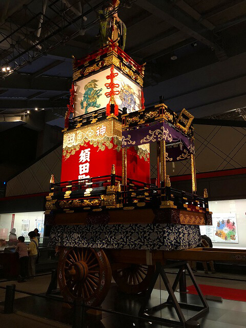 江户时代四季当中的重要盛大活动之一----神田祭，祭祀时所用的山车