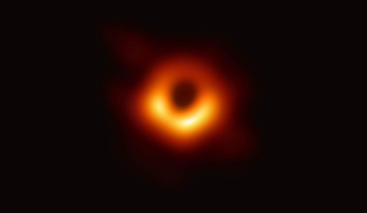 从科学的角度告诉你 黑洞照片是这样拍出来的