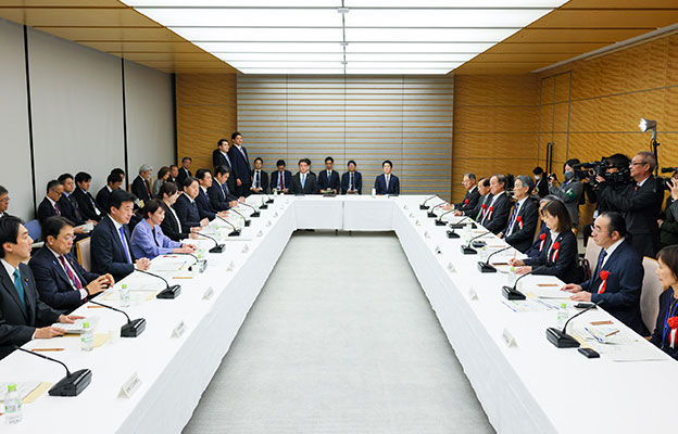 日本首相高市早苗指示：要大幅增加基础性经费和基础研究投入