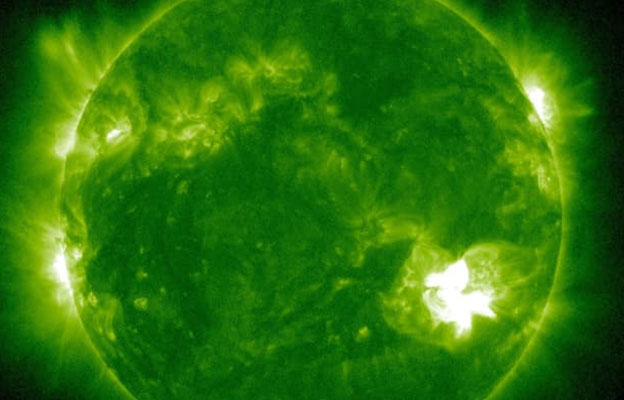 名古屋大学等解析观测数据发现，太阳的巨大磁暴影响持续时间超出预期