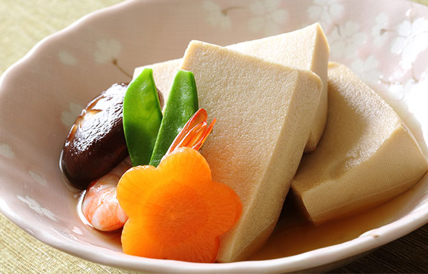 信州大学、高野豆腐能预防肥胖，所含蛋白质能促进脂肪燃烧