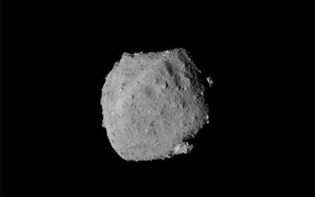 东京大学等发现，在小行星“龙宫”上有大分子有机物