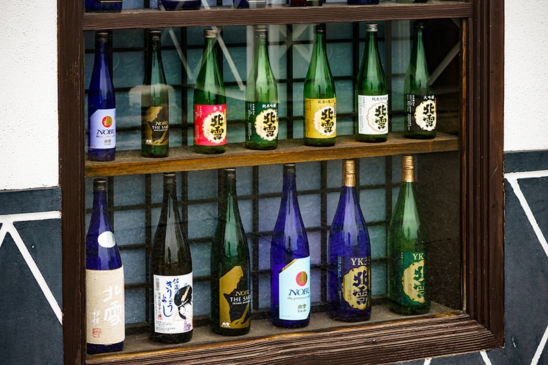 从售价220日元的杯装普通酒，到2万日元一瓶的大吟酿，北雪的产品种类繁多，可以满足不同消费者的需求