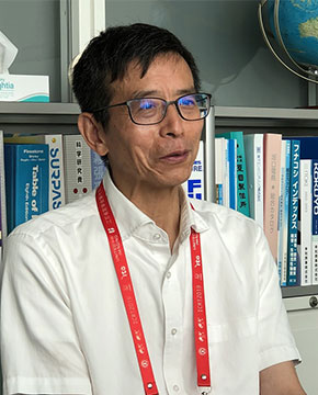 张 明荣(Zhang Ming-Rong)
