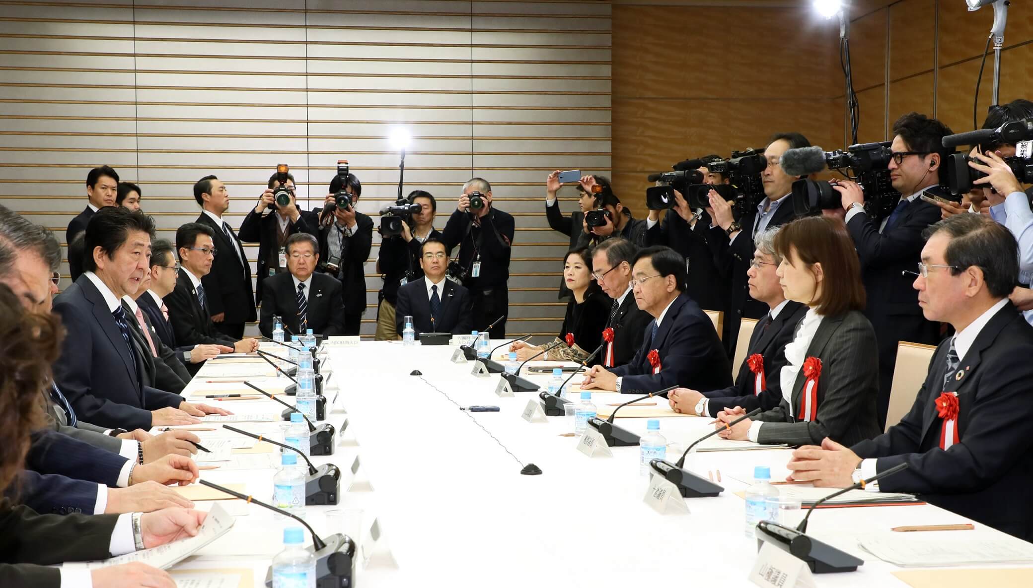 日本文科省调查:大学教师科研时间降至史上最低