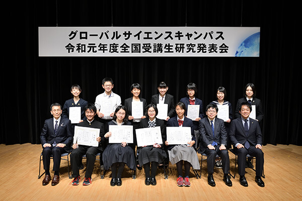 培养科学好苗子,日本大学指导高中生进行科学研究