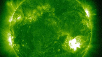 名古屋大学等解析观测数据发现，太阳的巨大磁暴影响持续时间超出预期