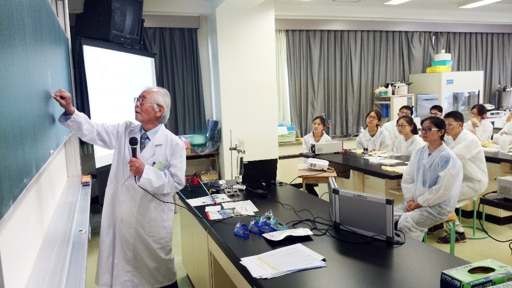 日本人与诺贝尔奖 白川英树:2000年诺贝尔化学奖得主,让塑料导电