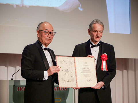 辛顿博士获2019年本田奖,为AI先驱研究和实用化做出贡献