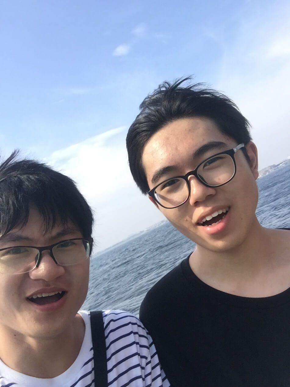 新型肺炎 760套防护服捐赠记:两名留学生,干出大事情