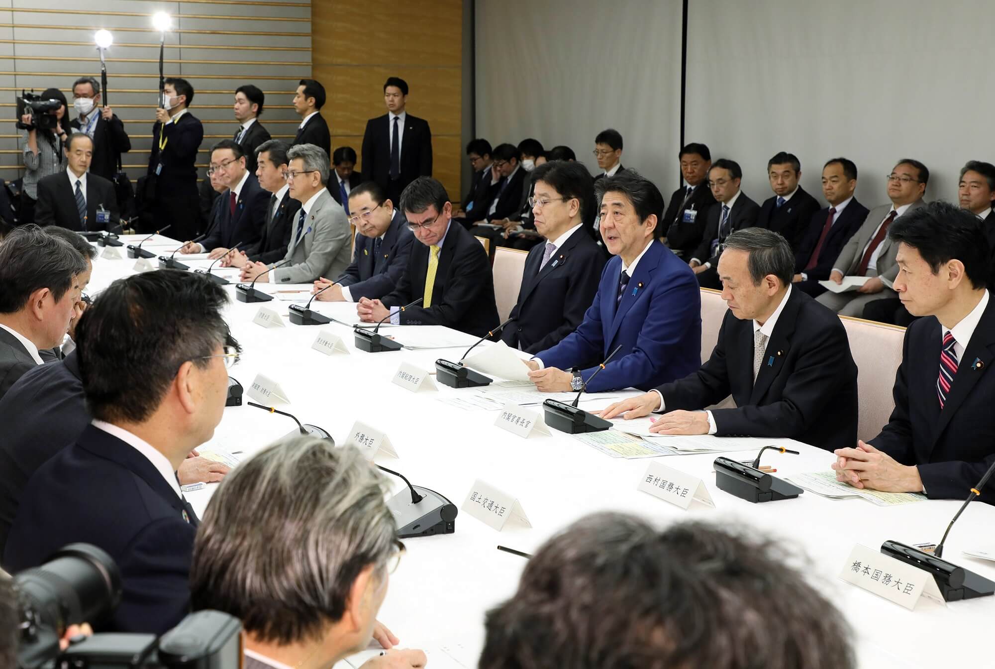新型肺炎】日本政府制定第二版紧急对策,医疗、教育、雇佣等多方面提供支援