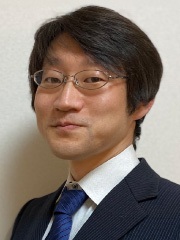关 真一郎