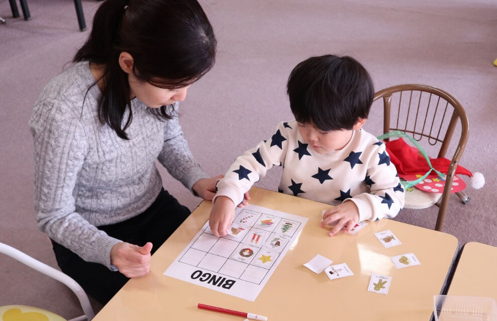 他们，在陪伴非智障自闭症孩子的路途上