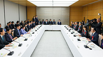 日本首相高市早苗指示：要大幅增加基础性经费和基础研究投入