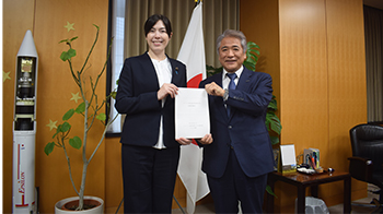 日本内阁府会议建言强化材料研发——依托AI将研发速度提升10倍，每年培育3万名专业人才